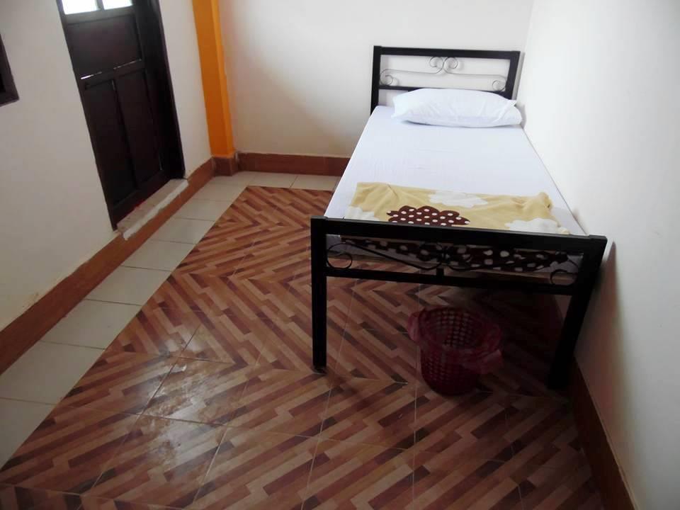 Orange Backpacker Hostel Vientiane Exterior photo